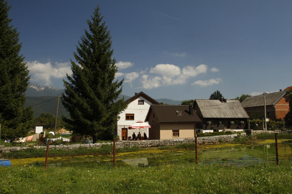 Hotel House Drakulic Korenica Exterior foto