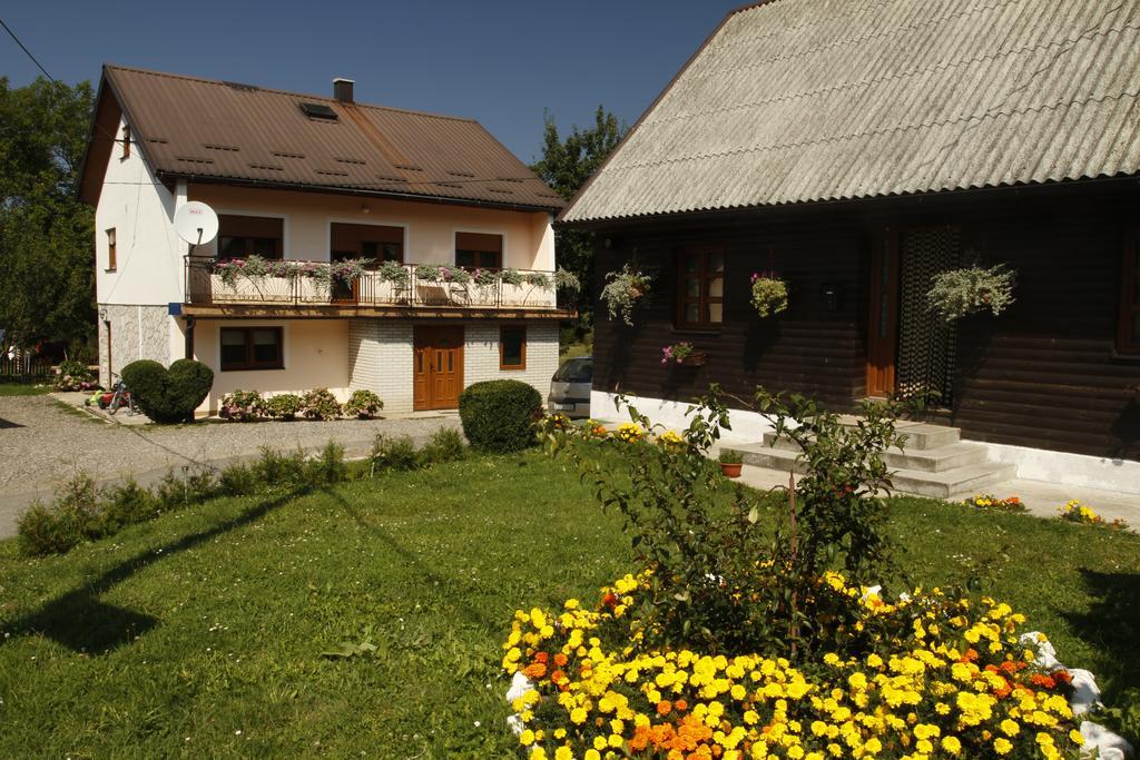 Hotel House Drakulic Korenica Exterior foto